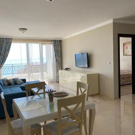 Private By The Sea With A Large Terrace In Hotel! *